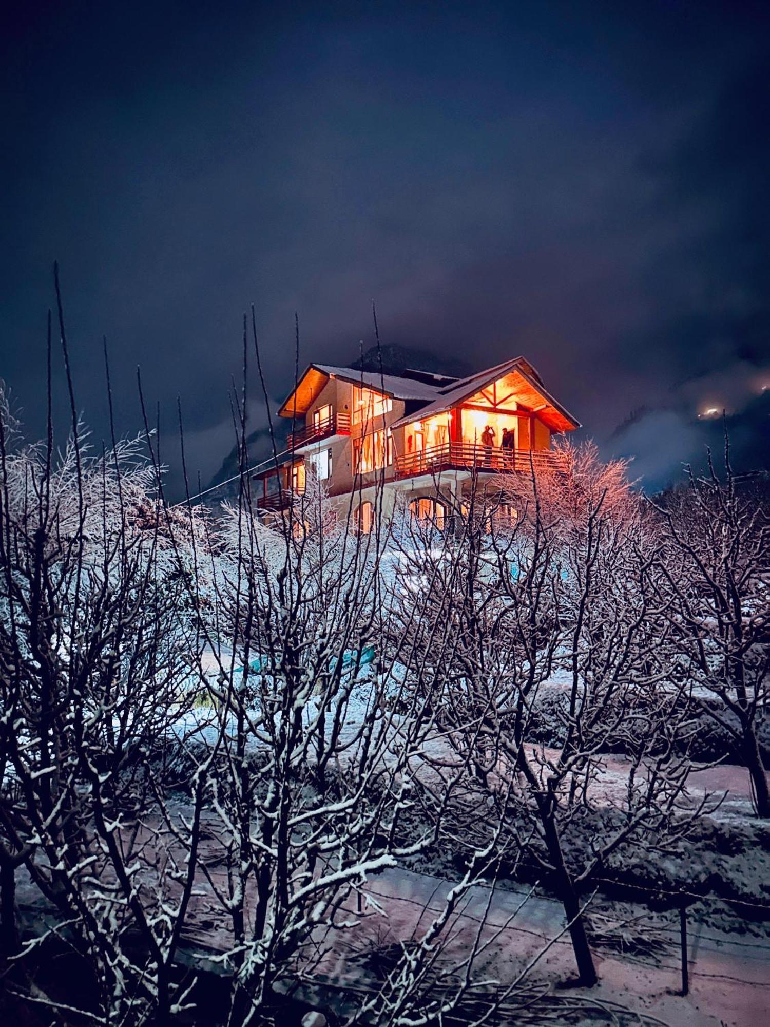 Villa The Woodshed à Manāli Extérieur photo